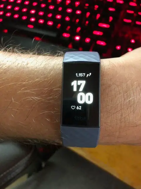 how-to-set-time-on-fitbit-charge-3-in-3-easy-steps